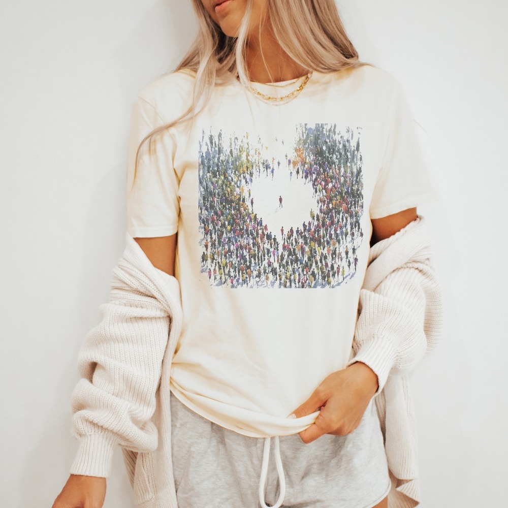 Crowd in Motion Abstract Graphic Tee Contemplative Art Design - Picture 3 of 6